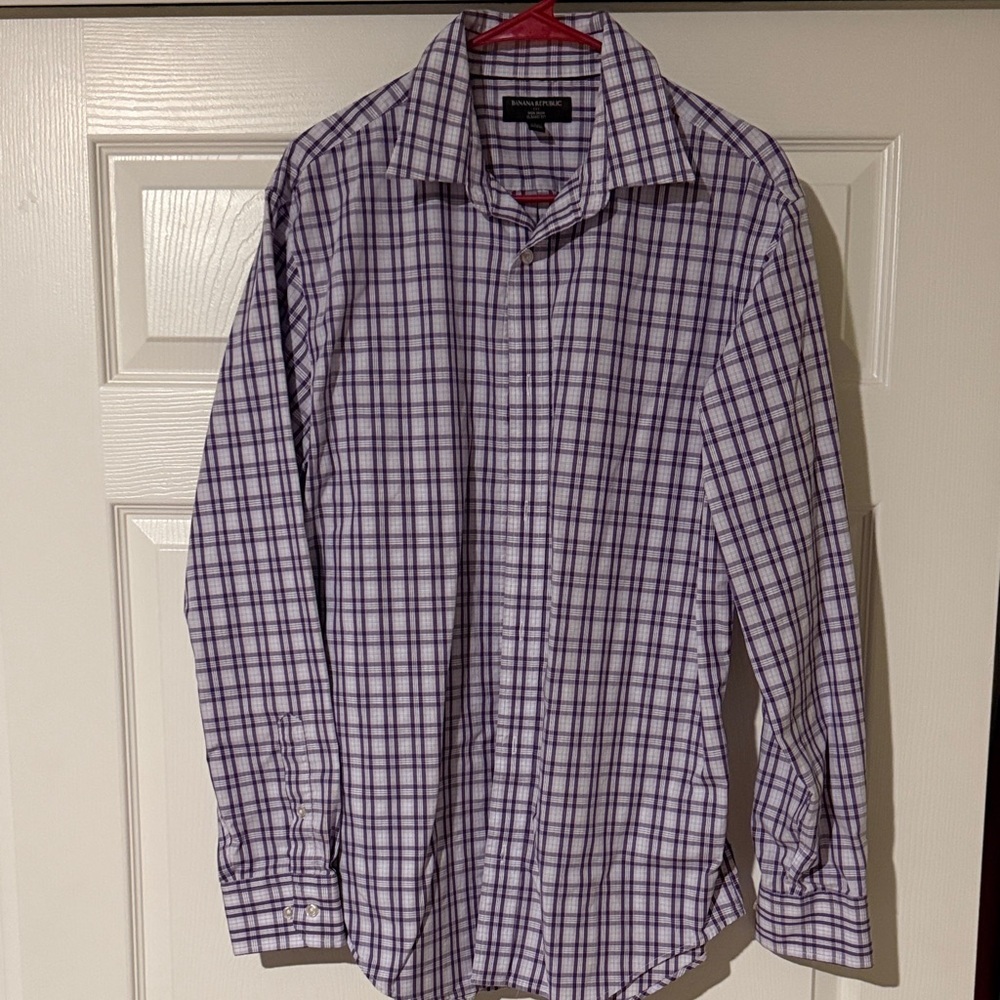 Banana Republic Men's Purple Plaid Button Down Shirt